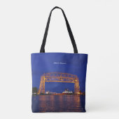 Duluth Aerial Lift Bridge & John G. Munson Tote Bag (Achterkant)