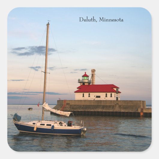 Duluth Harbour North Pier Light & Boat sticker (Voorkant)