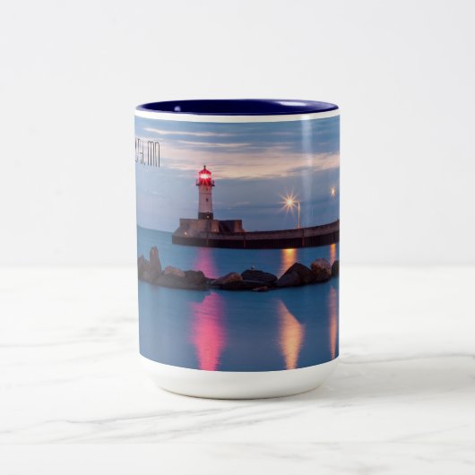 Duluth Lighthouse bij Sunrise Two-Tone Mok (Center)