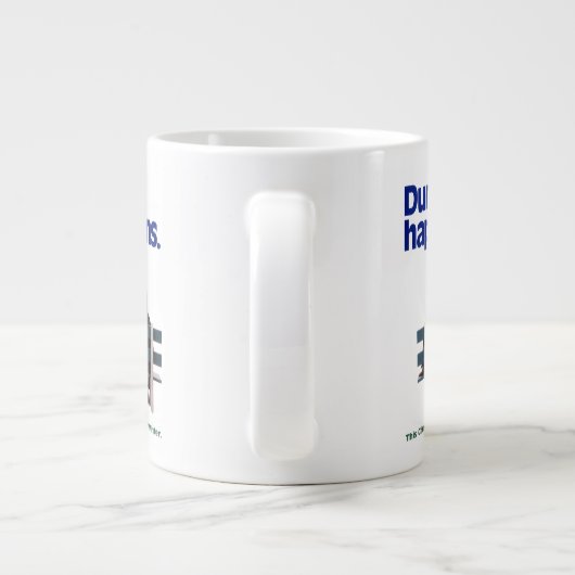 Dumb en Dumber | Duim gebeurt Grote Koffiekop (Achterkant)