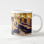 Dumbledore Speaking in Hogwarts Great Hall Grote Koffiekop (Rechts)