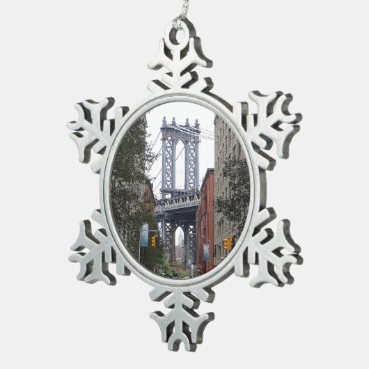 DUMBO, Brooklyn #2 Snowflake Ornament (Rechts)