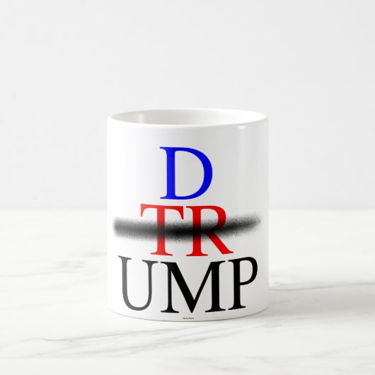 Dump Donald "Chump" Trump 2020 Mok (Center)