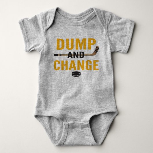 Dump en Change Hockey Baby Zwart en Gouden Sticks Romper (Voorkant)