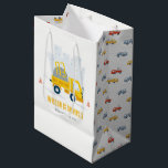 Dump Truck Construction Vehicle Kids Birthday Medium Cadeauzakje<br><div class="desc">Het is een verbluffend trappelwagen met een springstofwagen die het 'Birthday'-Collectie doodt... het is een verbluffend klein lichtje van gele, grijze vuilniswagen met het 'Birthday'-jaar, perfect voor je kleine bouwvakantiegangers. Het is zeer gemakkelijk om, met uw persoonlijke details aan te passen. Als u een ander bijpassend product of aanpassing nodig...</div>