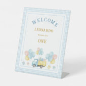 Dump Truck First Birthday Boy Reclamebord Met Voetstuk (Voorkant)