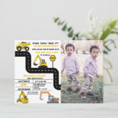 Dump Truck Twin Boy Bouwjaar Verjaardag Kaart (Staand voorkant)