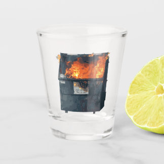 Dumpster Fire - grappige warboel Shot Glas