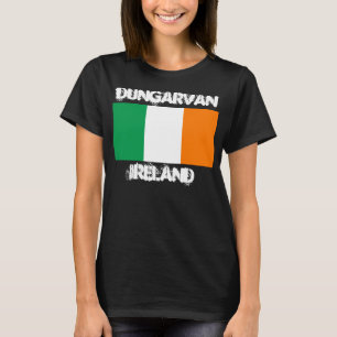 Dungarvan, Ierland met Ierse vlag T-shirt
