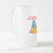 Dungeons en Schattige trekkers, geglaasd bier Matglas Bierpul (Voorkant links)