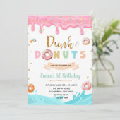 Dunk en Donuts verjaardagsuitnodiging Kaart (Staand voorkant)