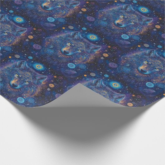 Dunkler Wolf mit verzauberndem Blick Cadeaupapier (Hoek)