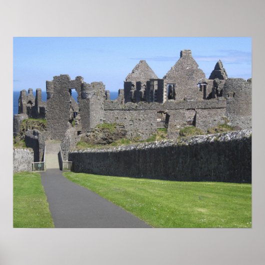 Dunluce Castle bij Bushmills en Portrush, 2 Poster (Voorkant)