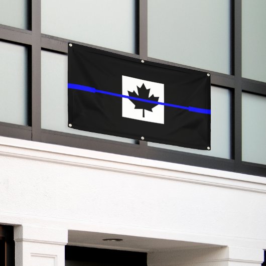 Dunne blauwe lijn op Canadees vlaggenontwerp Spandoek (Buitenkant Gebouw)