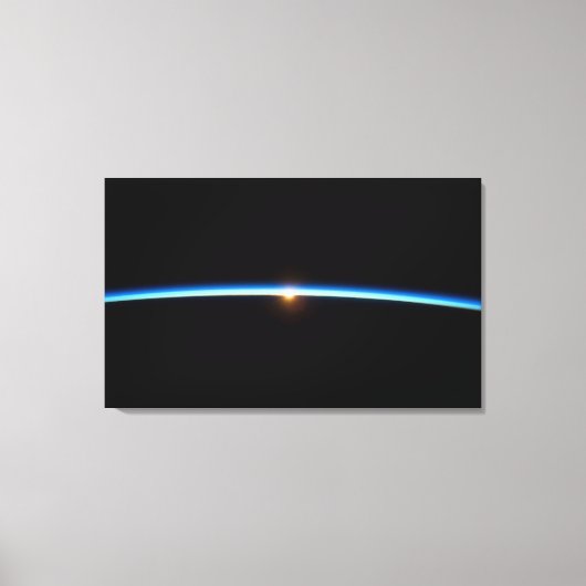 Dunne blauwe lijn verpakte canvas print (Voorkant)