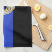 Dunne blauwe lijnvlag en -badge theedoek (Quarter Fold)