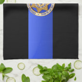 Dunne blauwe lijnvlag en -badge theedoek (Gevouwen)