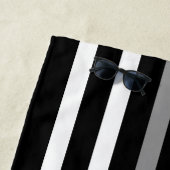 Dunne Grijze Lijn Amerikaanse Vlag Monogrammed Strandlaken (In situ)