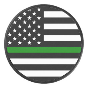 Dunne Groene Lijn Vlag: Patriotische Militair Vete Hockey Puck