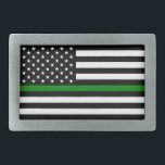 Dunne groene lijn vlag: Patriottische militaire ve Gesp<br><div class="desc">De vlag van de Thin Green Line is een symbool van steun voor het Amerikaanse leger. De dunne groene lijn staat voor de mannen en vrouwen die dienen in de strijdkrachten, het beschermen van het land en zijn burgers. De vlag wordt vaak naast de Amerikaanse vlag getoond als een manier...</div>