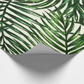 Dunne groene tropische bladeren op wit cadeaupapier (Hoek)