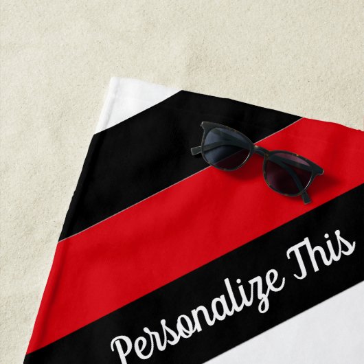 Dunne Rode Lijn Brandweer Vlag Gepersonaliseerd Strandlaken (In situ)