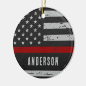 Dunne rode lijn - brandweerman keramisch ornament (Links)