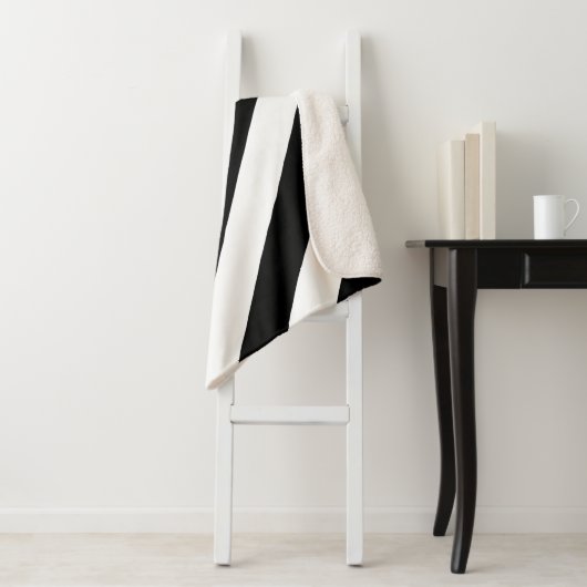 Dunne rode lijn brandweerman vlag monogram naam sherpa deken (In situ)