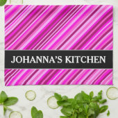 Dunne roze en magenta lijnpatroon + aangepaste naa theedoek (Gevouwen)