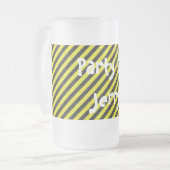 Dunne zwarte en gele diagonale strepen matglas bierpul (Voorkant links)