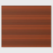 Dunne zwarte en heldere Oranje strepen Cadeaupapier (Vlak)