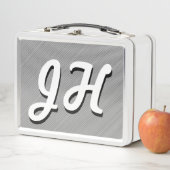 Dunne zwarte & witte strepen | Retrostyled Initial (In situ)