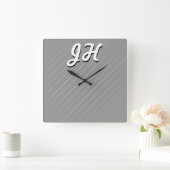 Dunne zwarte & witte strepen | Retrostyled Initial Vierkante Klok (Huis)