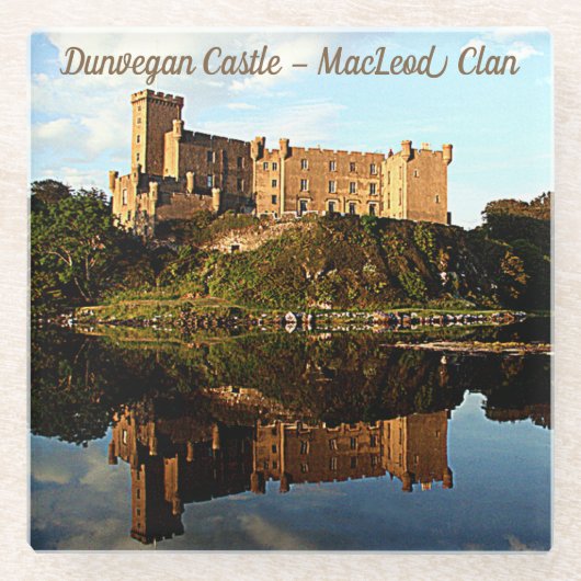 Dunvegan Castle - MacLeod Clan Glazen Onderzetter (Voorkant)