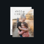 Duo lettertypografie foto moderne kerst feestdagenkaart<br><div class="desc">Modern kerstfoto briefkaart met een eenvoudig en minimaal ontwerp met "Merry Christmas" in leuke en leuke typografie over je favoriete afbeelding.</div>