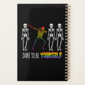 Durf jezelf te zijn Halloween Dabbing Skelet Planner (Achterkant)