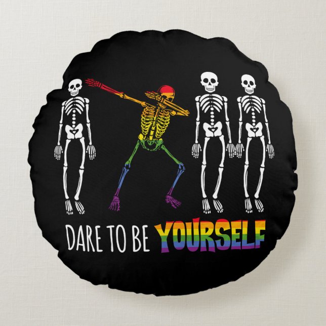 Durf jezelf te zijn Halloween Dabbing Skelet Rond Kussen (Voorkant)