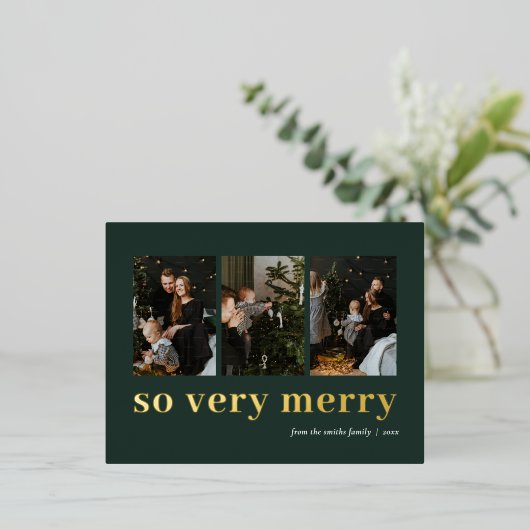 Dus zeer vrolijk groen goud moderne 3 foto collage folie feestdagen briefkaart (Staand Voorkant)