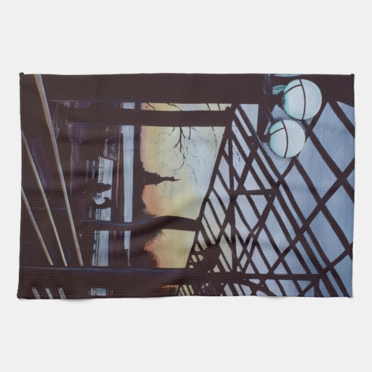 Dusk bij Freedom's Birthplace, Ellis Island Theedoek (Horizontaal)