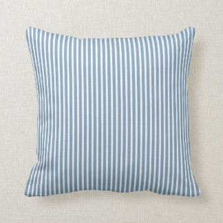 Dusk Blue Striped Decorative Kussens