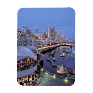 Dusk op Bell Harbour in Seattle, Washington. Magneet