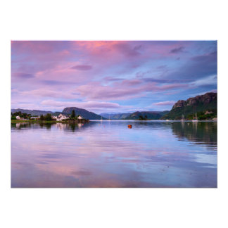 Dusk Sky Reflecties op Loch Carron Foto Afdruk