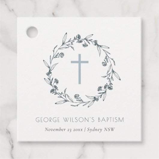 Dusky Blue Floral Laurel Wreater Monogram Baptisme Bedankjes Labels (Voorkant)