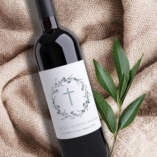 Dusky Blue Floral Laurel Wreater Monogram Baptisme Wijn Etiket