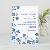 Dusky Blue Flower Wedding Invite Kaart (Staand voorkant)