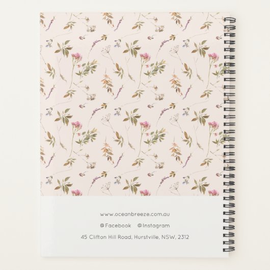 Dusky Blush Pink Wildflower Crest Monogram Planner (Achterkant)