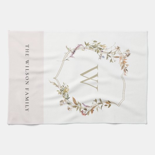 Dusky Blush Pink Wildflower Crest Monogram Theedoek (Horizontaal)