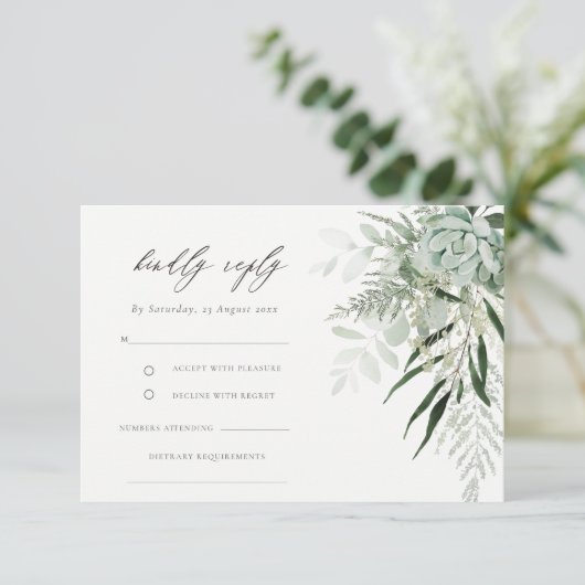 Dusky Green Leafy Fern Succulent Wedding RSVP Diet Informatiekaartje (Staand voorkant)