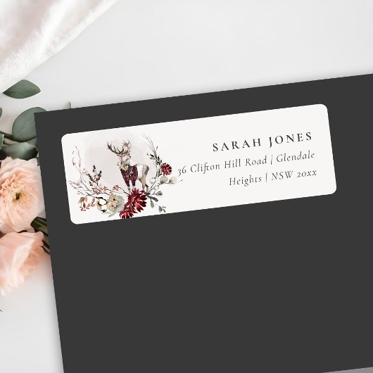 Dusky Stag Marsala Floral Wreate Kerstadres Etiket