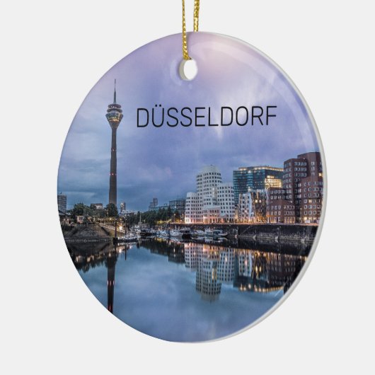 Dusseldorf Skyline Germany Holiday Sunset Souvenir Keramisch Ornament (Links)